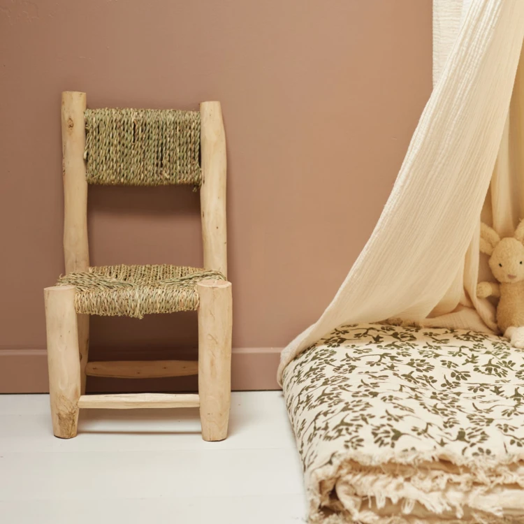 Chaise enfant en bois – Image 2
